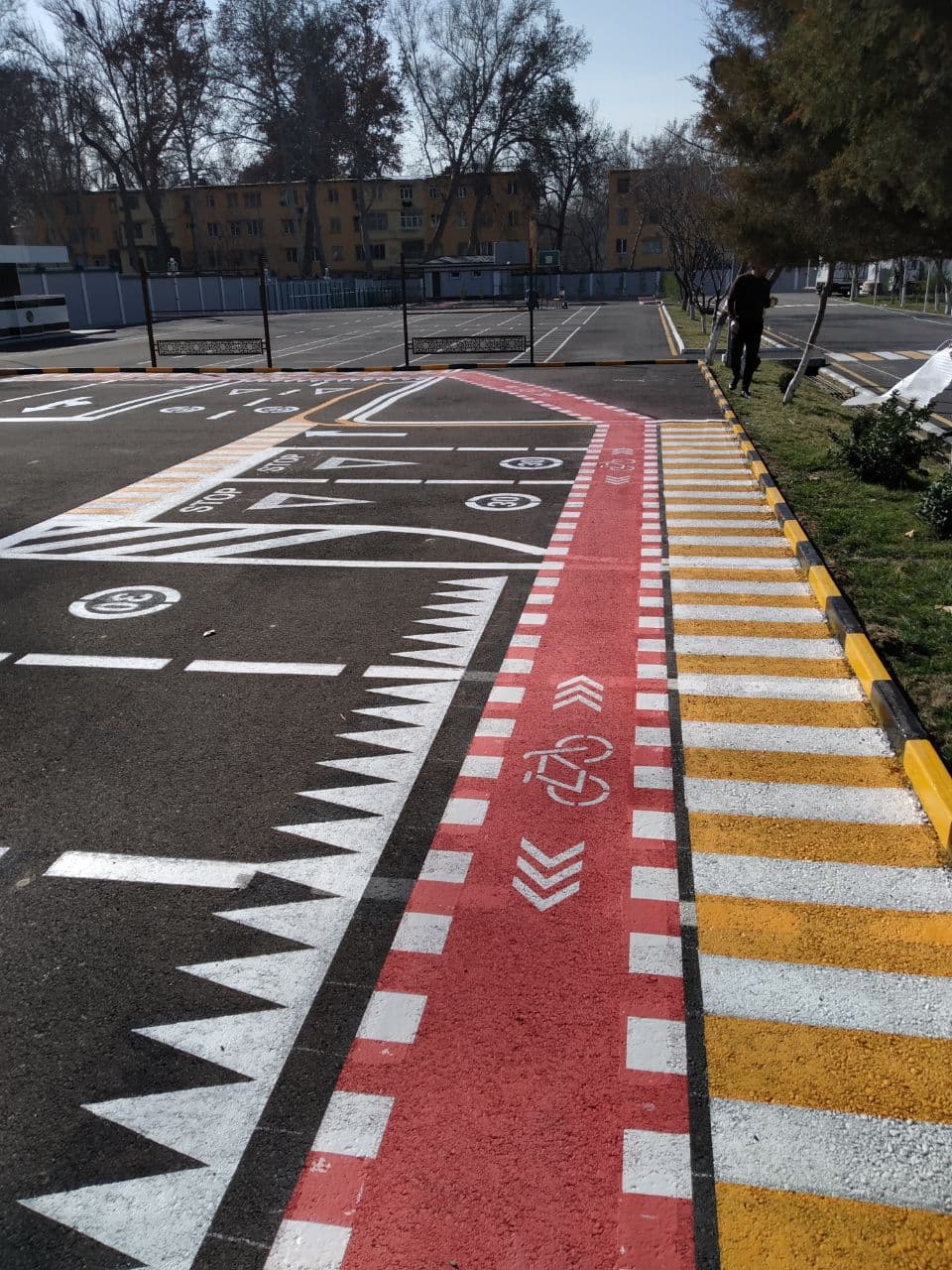 School traffic playground